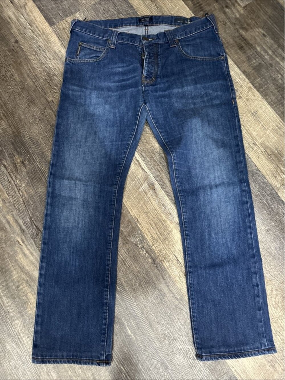 Armani Jeans Mens Straight Leg Button Fly Medium Blue Wash Size 33 x 27